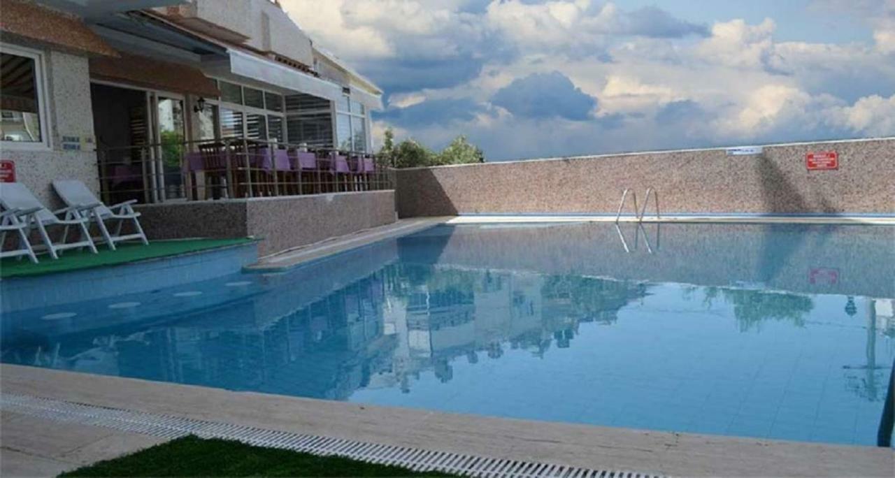 Ayyildiz Otel Ayvalı Extérieur photo